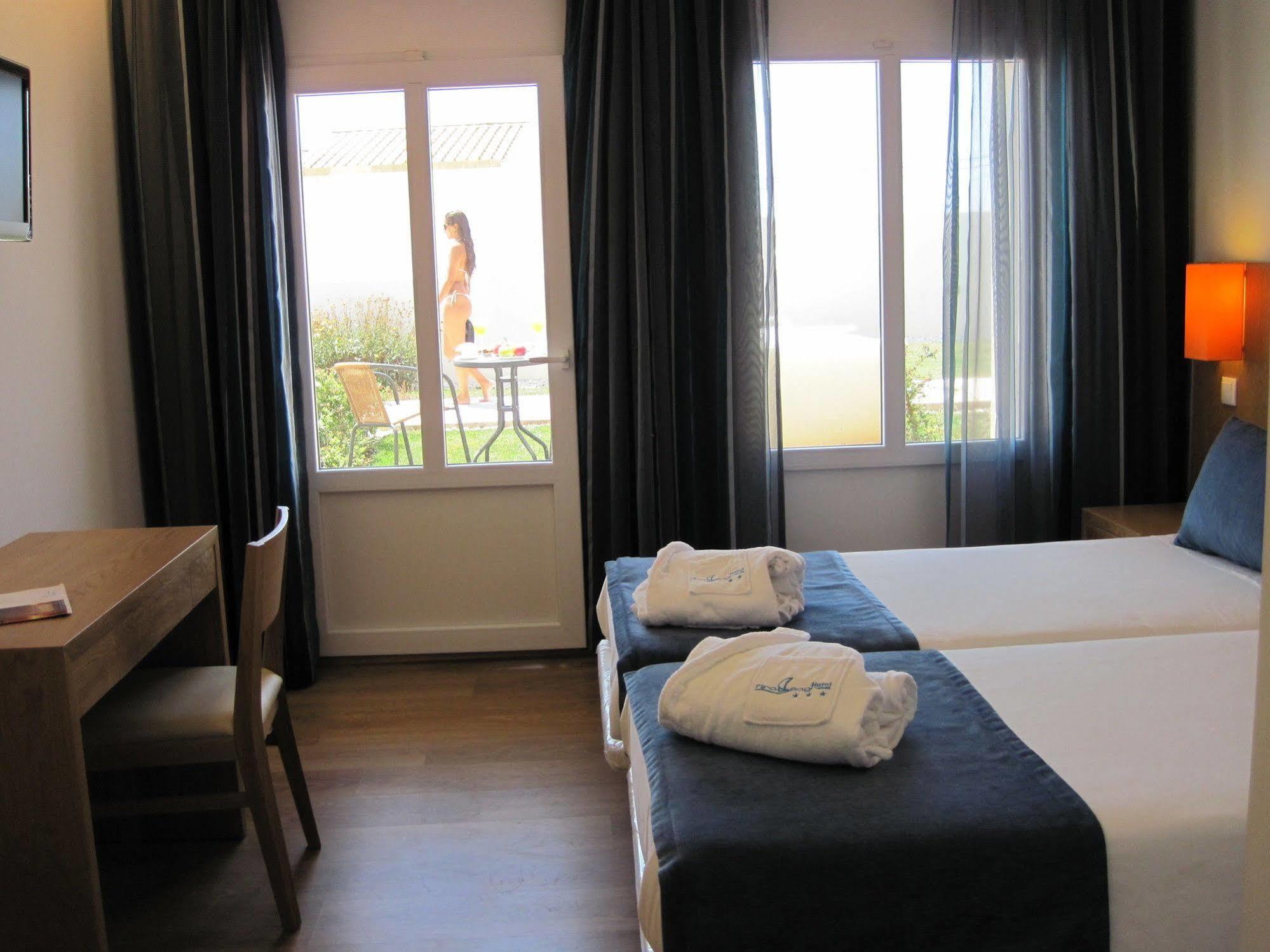 Hotel Mira Sagres Вила до Биспо Екстериор снимка