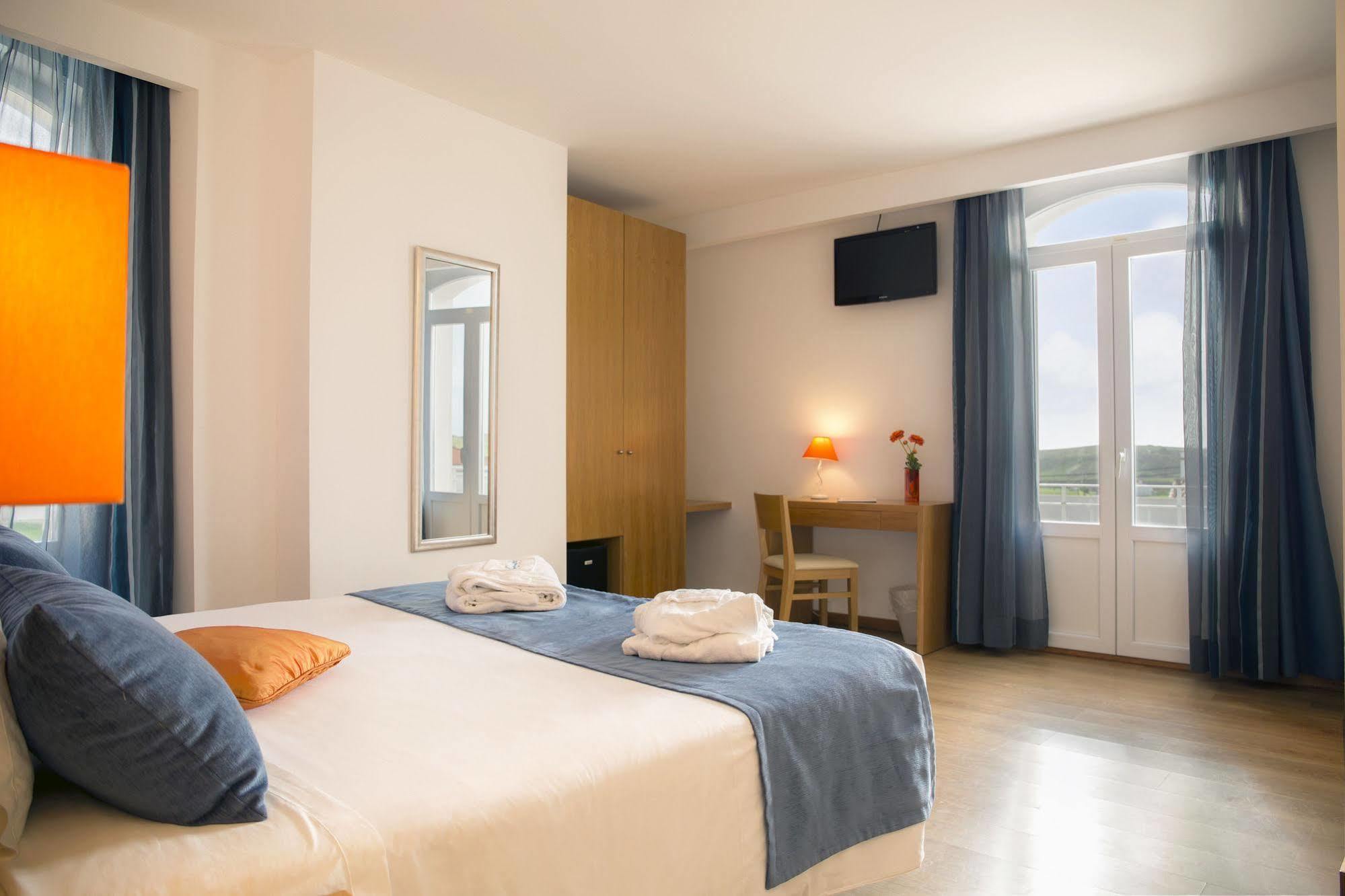 Hotel Mira Sagres Вила до Биспо Екстериор снимка